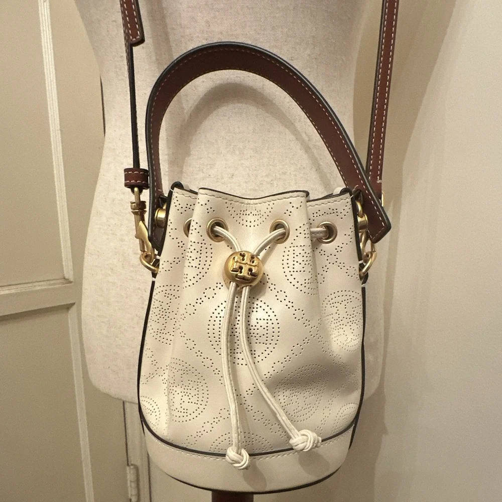 Tory Burch tory burch